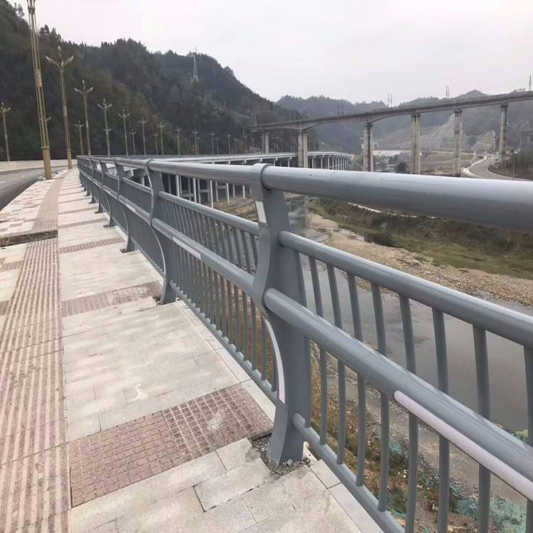 河道護(hù)欄