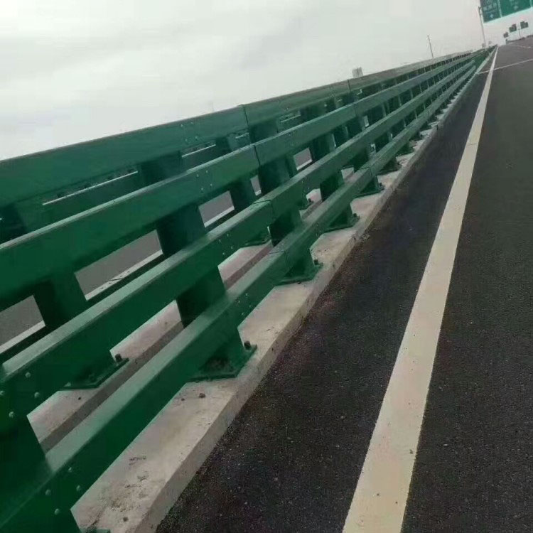 防撞護(hù)欄