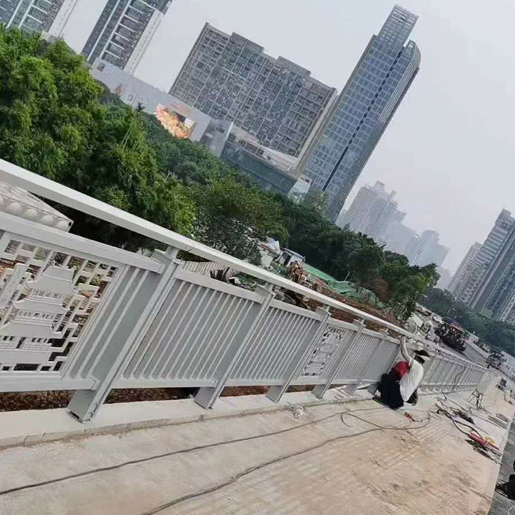 鋁合金護(hù)欄