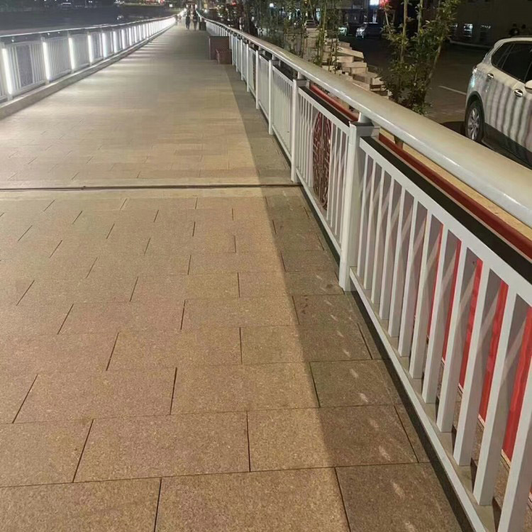 鋁合金護(hù)欄
